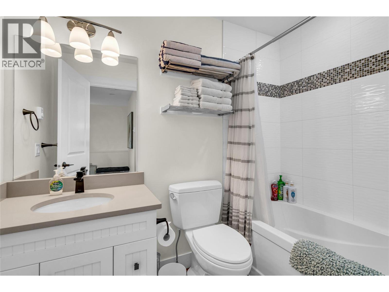 9 3750 West Bay Road, West Kelowna