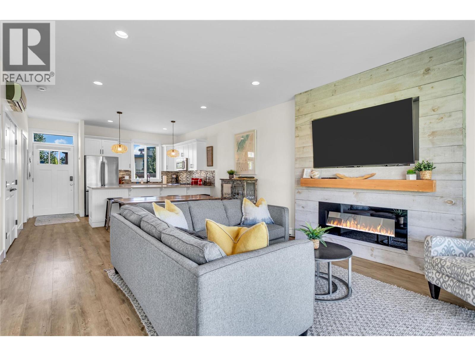 9 3750 West Bay Road, West Kelowna