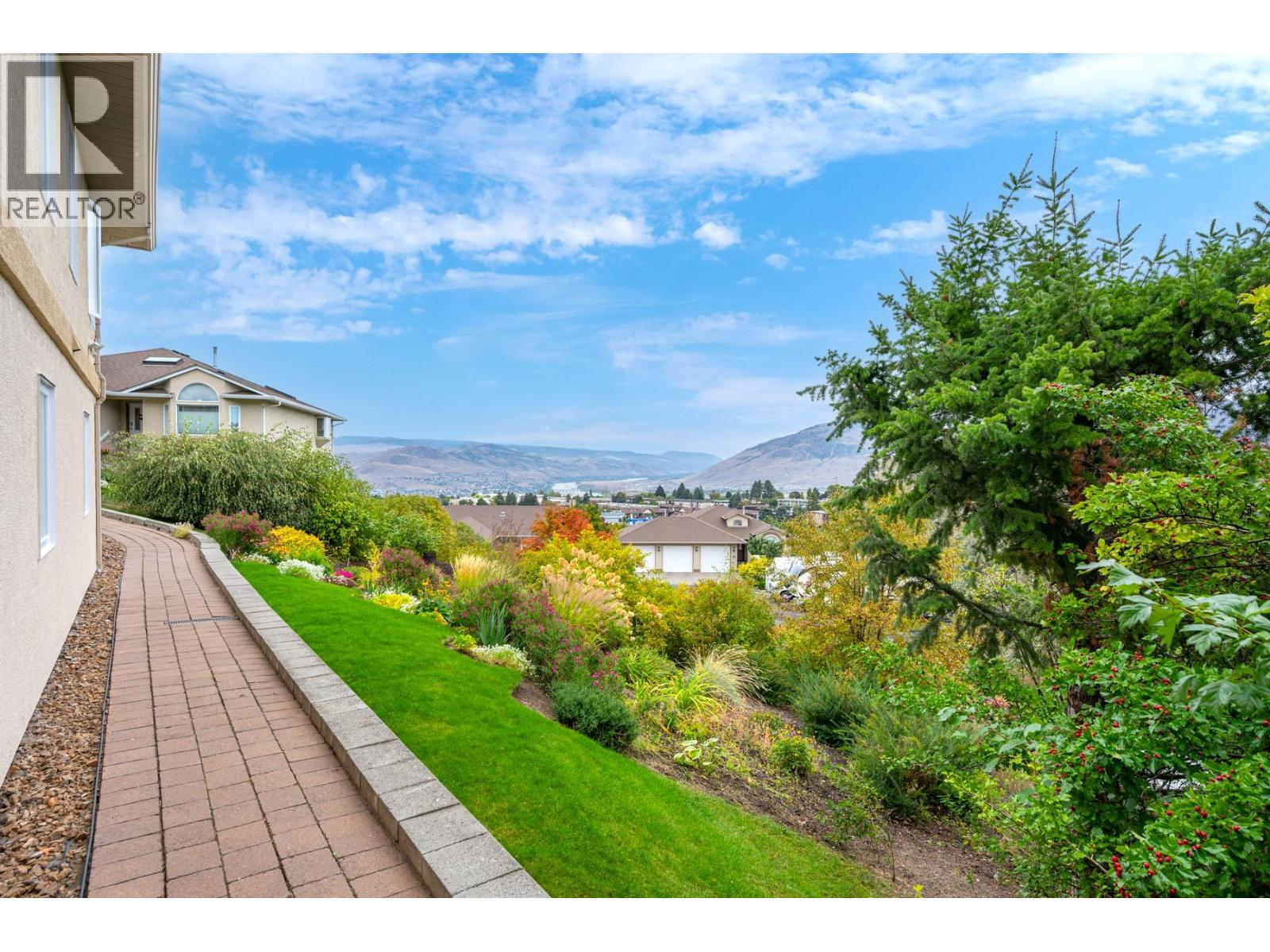 1575 SPRINGHILL Drive Unit# 26, Kamloops