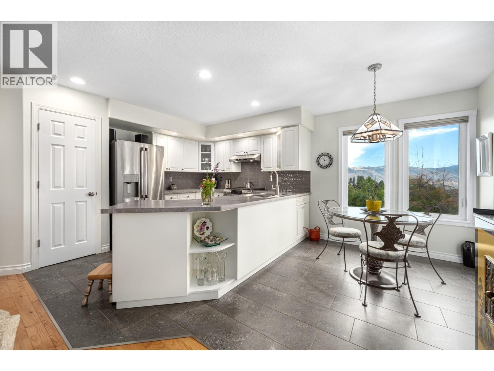 1575 SPRINGHILL Drive Unit# 26, Kamloops