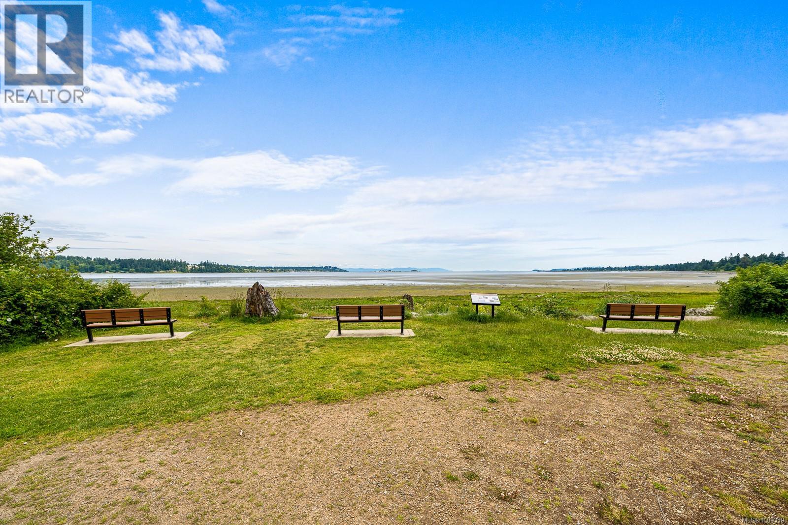 3508 Island Hwy S, Courtenay