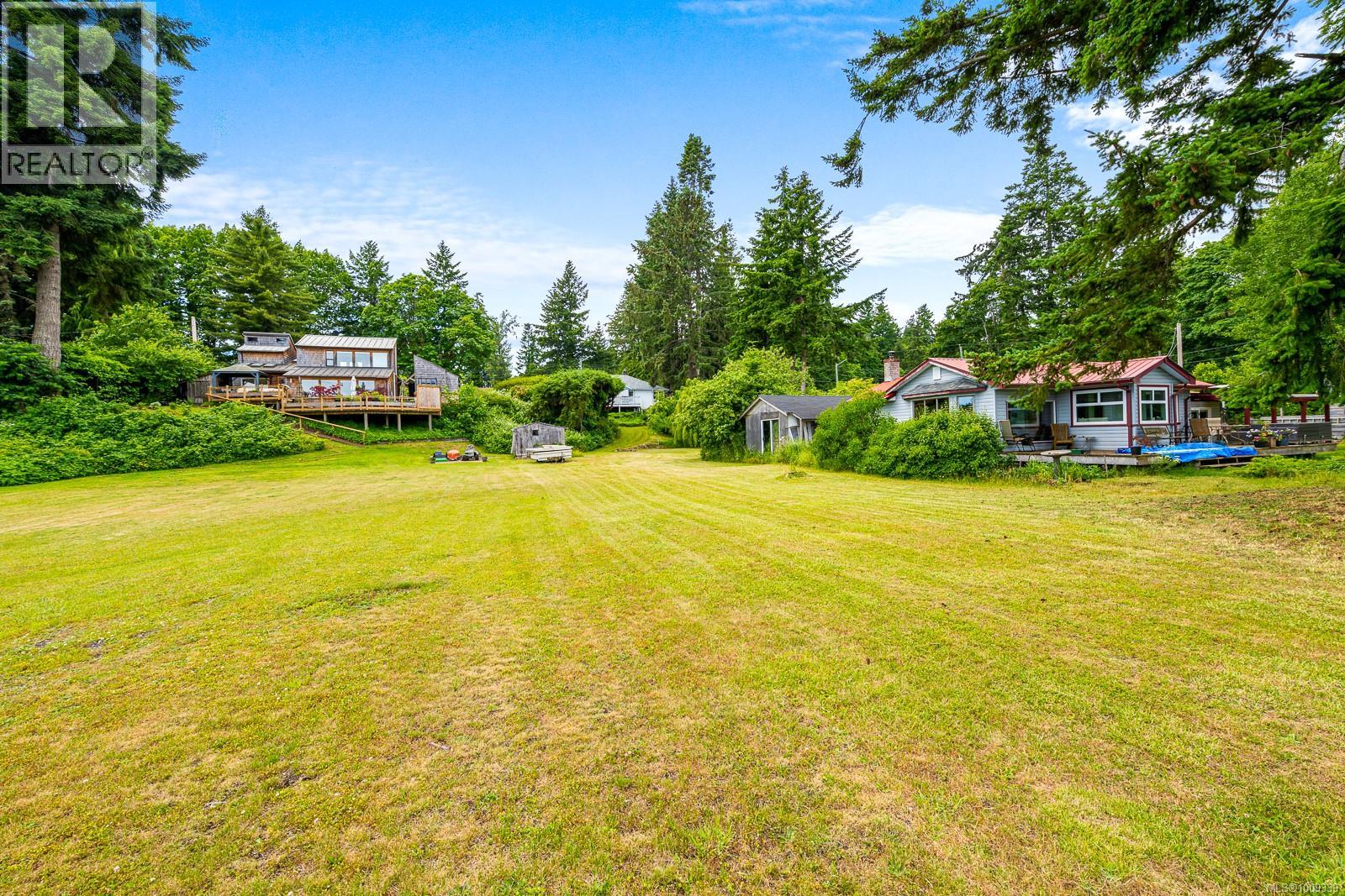 3508 Island Hwy S, Courtenay