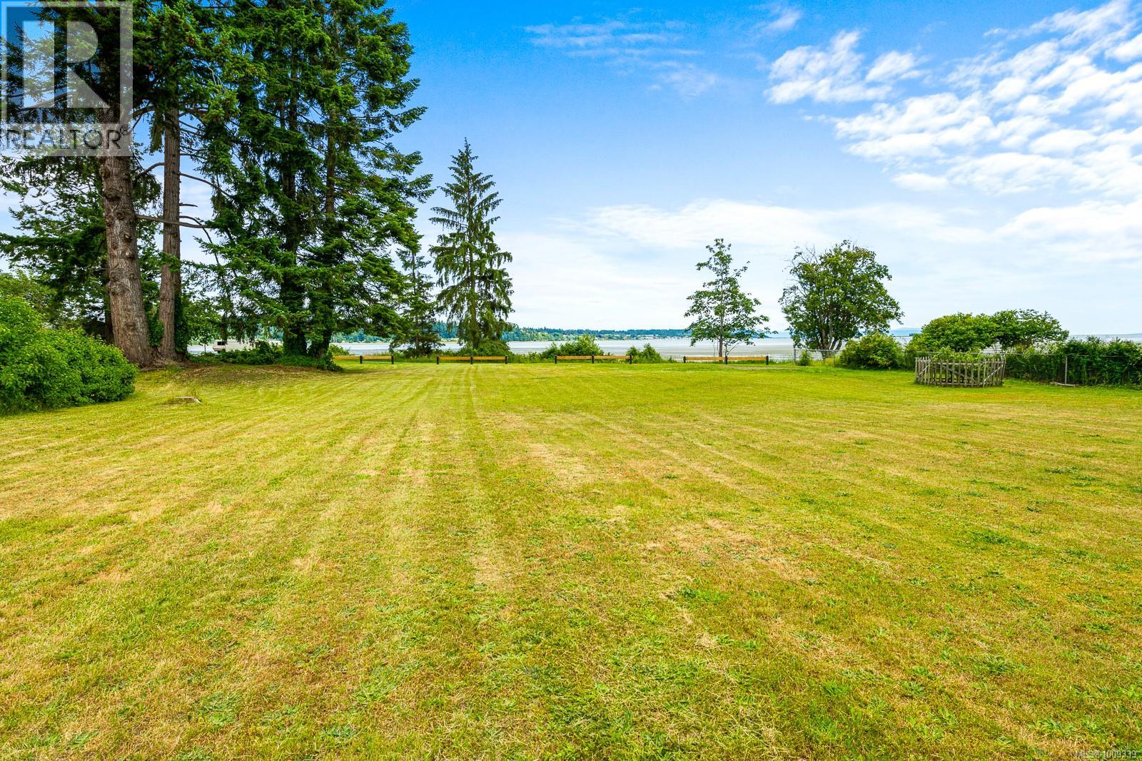 3508 Island Hwy S, Courtenay