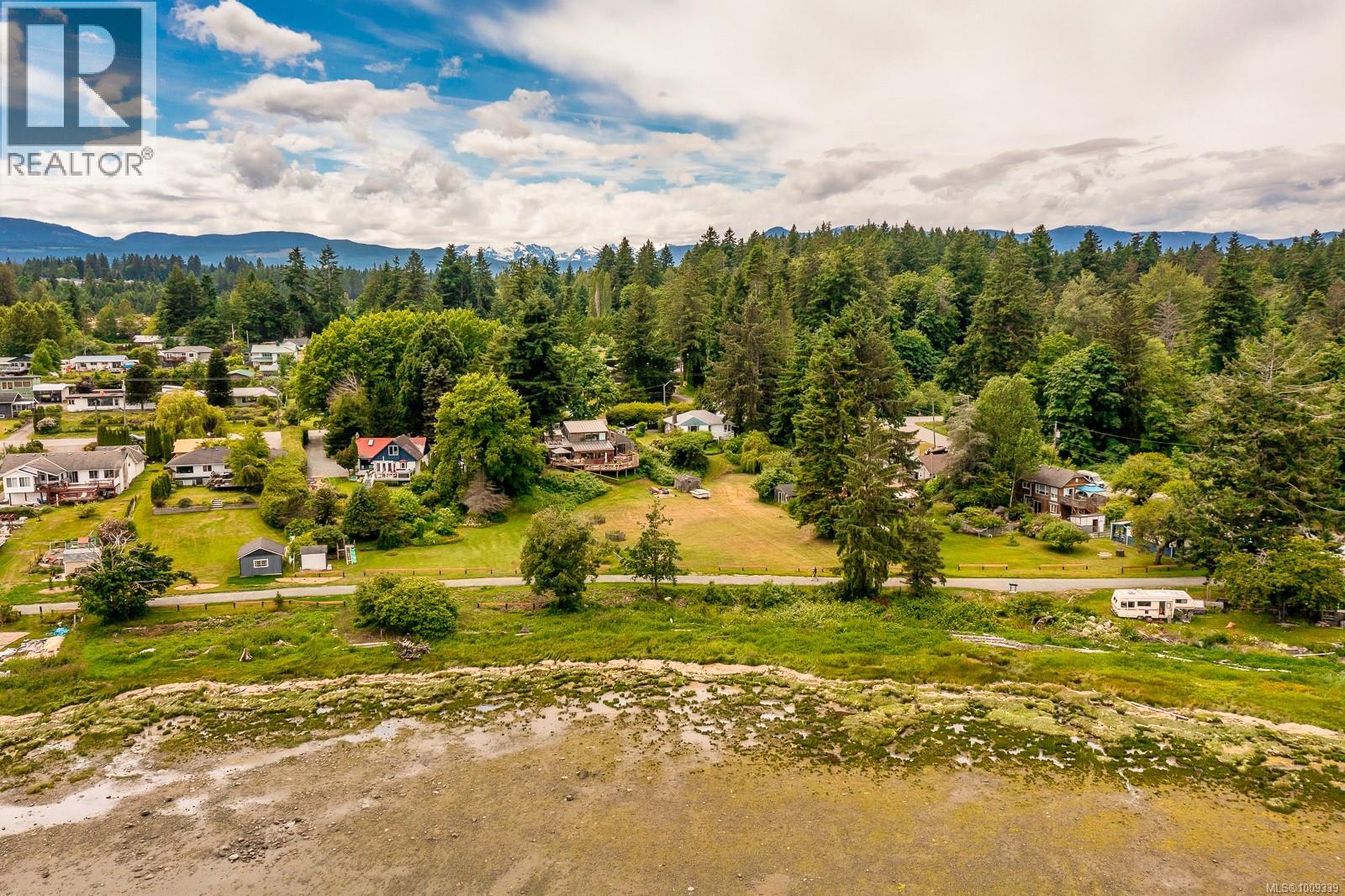 3508 Island Hwy S, Courtenay