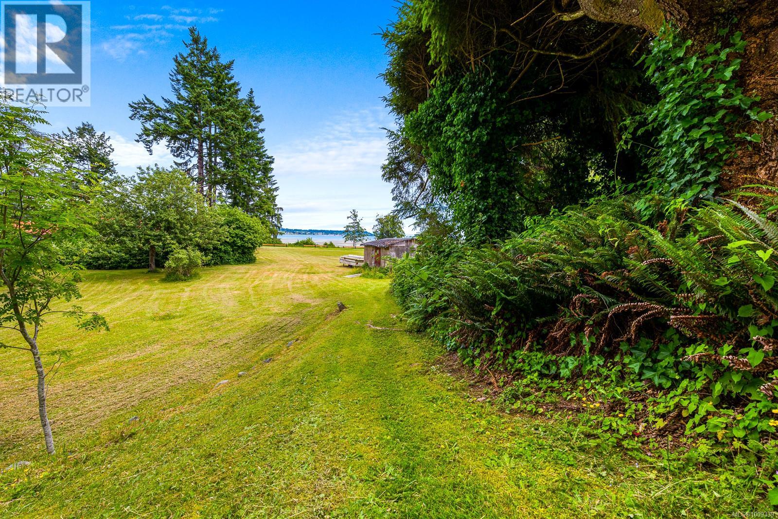 3508 Island Hwy S, Courtenay