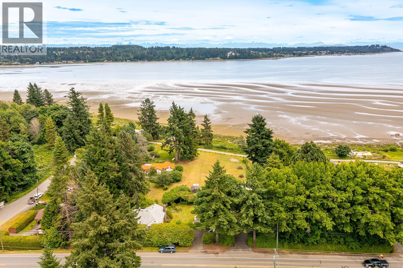 3508 Island Hwy S, Courtenay