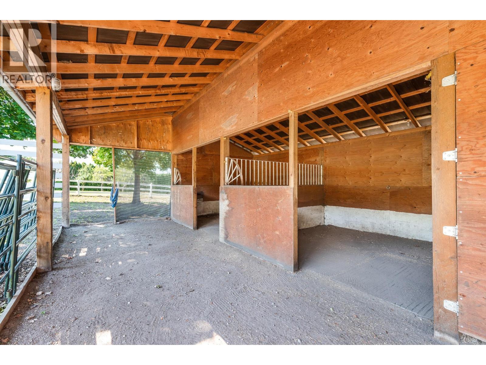  6775 L&A Road, Vernon