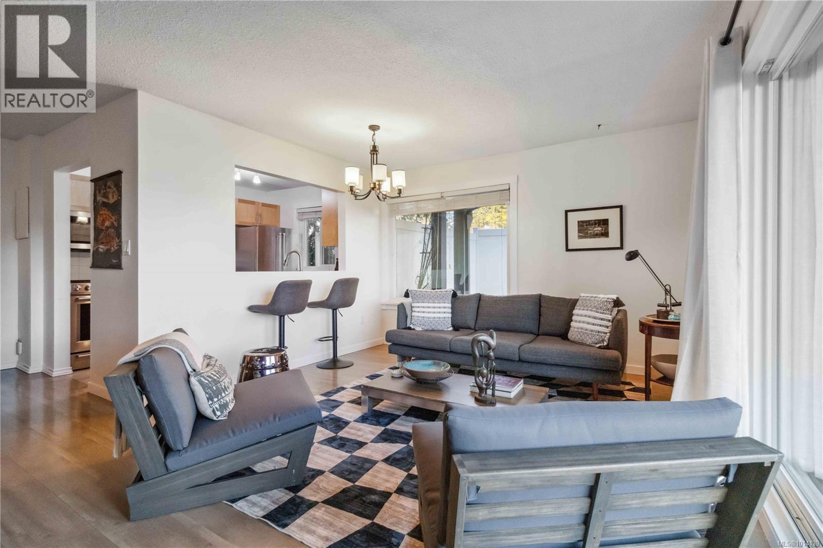 101 1991 Kaltasin Rd, Sooke