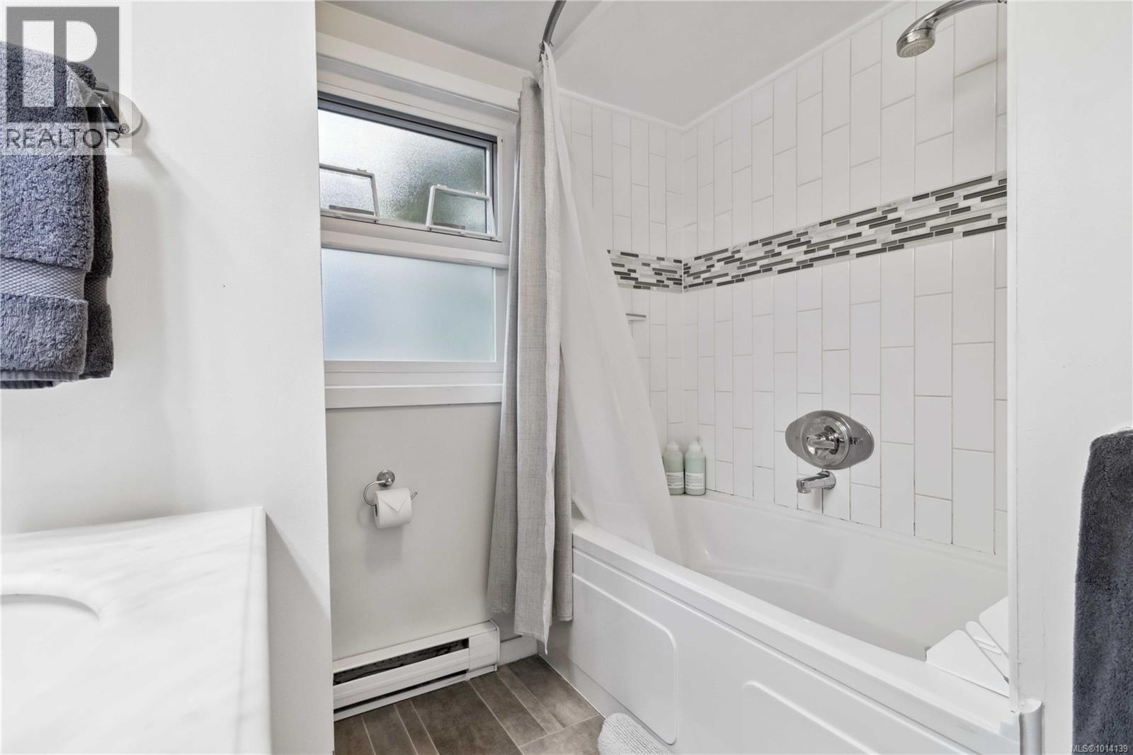 101 1991 Kaltasin Rd, Sooke