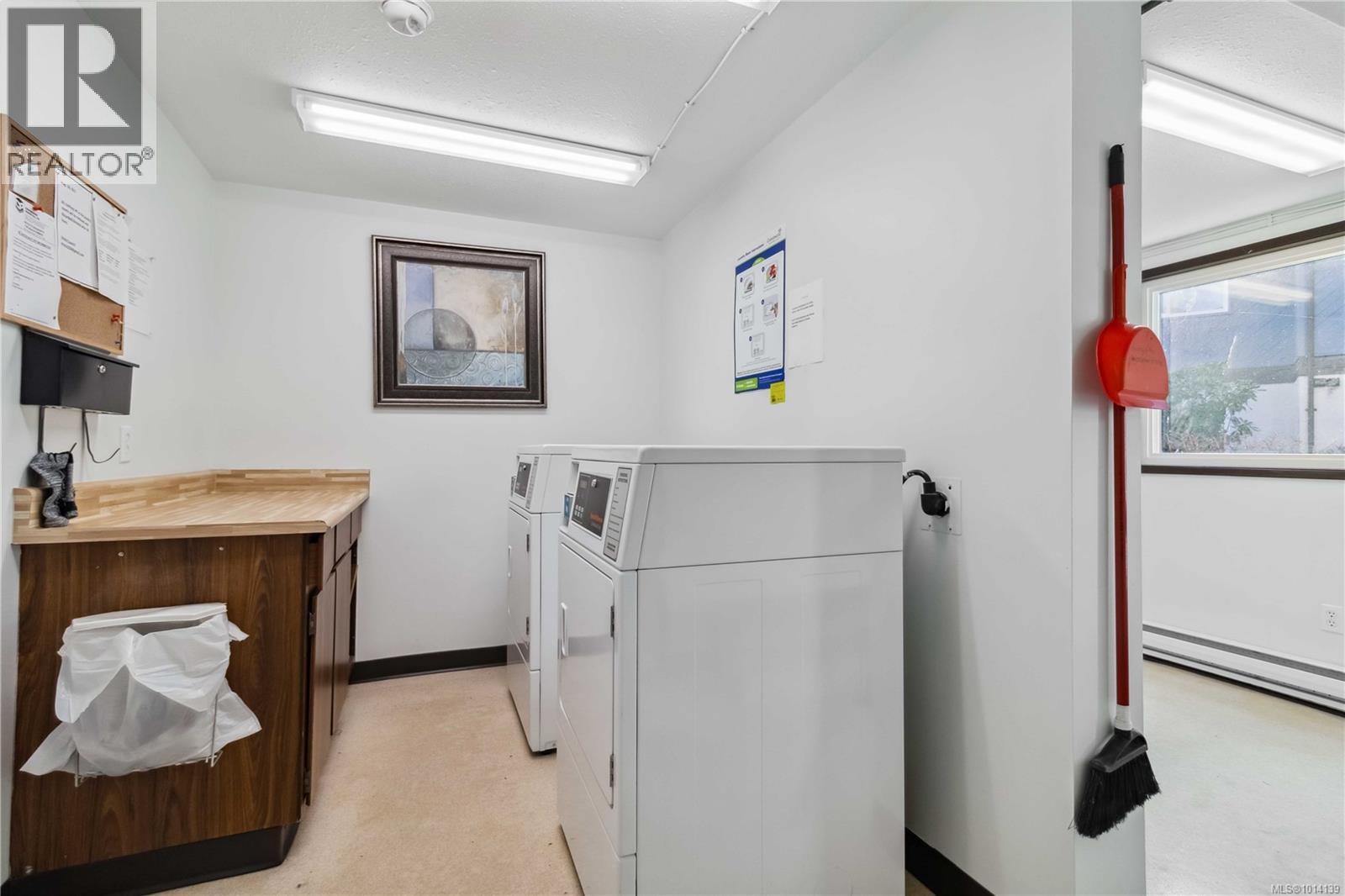 101 1991 Kaltasin Rd, Sooke