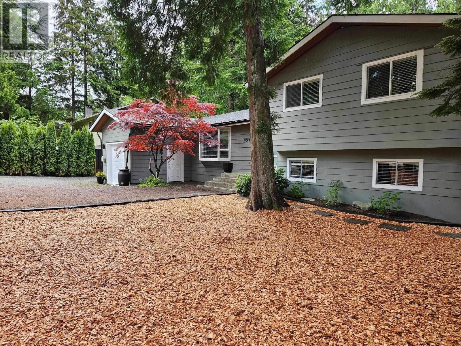 2568 THE BOULEVARD, Squamish