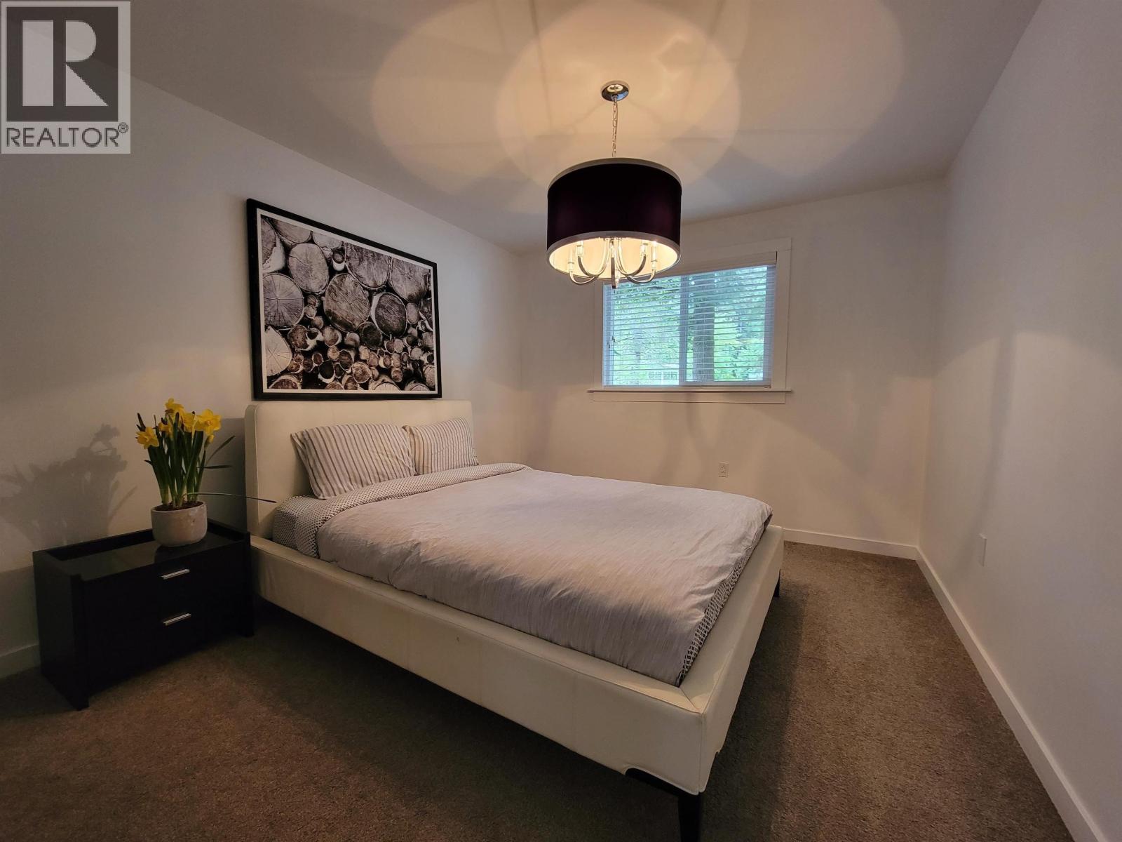 2568 THE BOULEVARD, Squamish