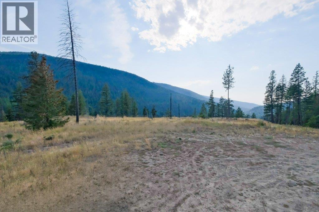 7839 Falcon Ridge Crescent - 48
