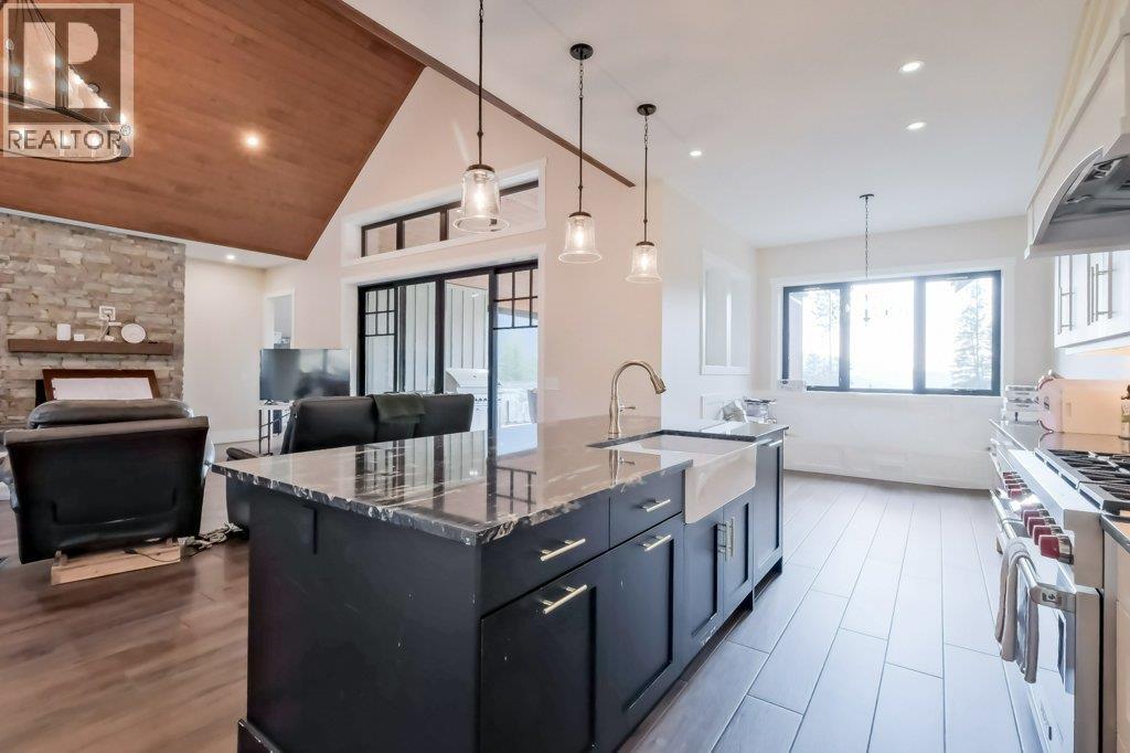7839 Falcon Ridge Crescent - 7