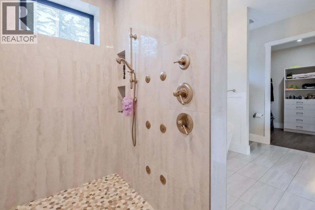 7839 Falcon Ridge Crescent - 40