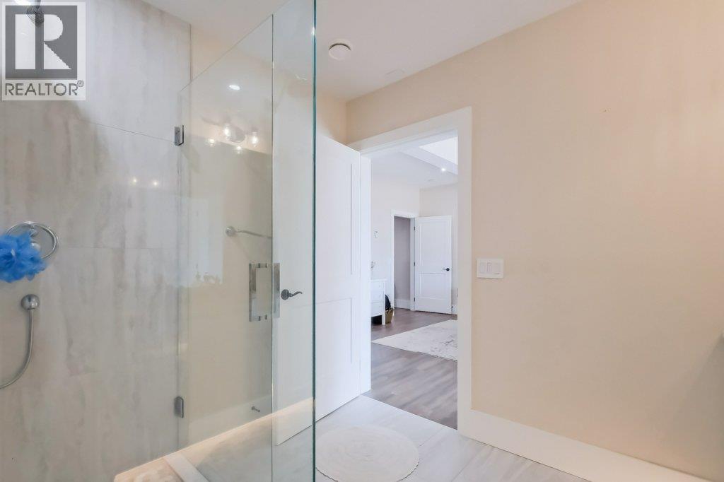 7839 Falcon Ridge Crescent - 21