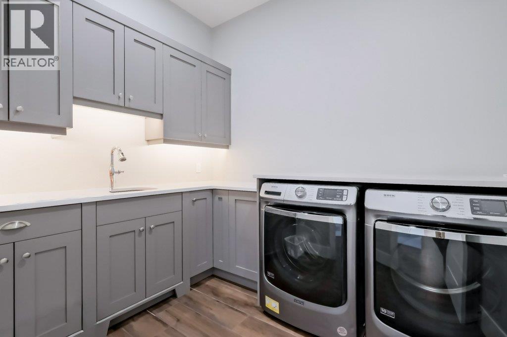 7839 Falcon Ridge Crescent - 12