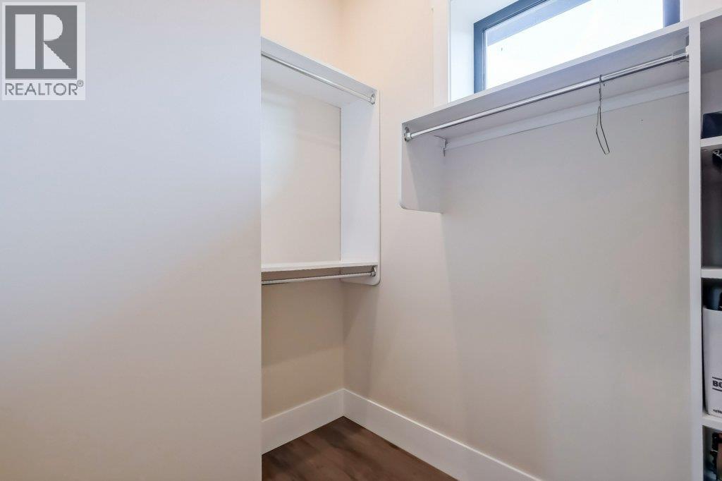 7839 Falcon Ridge Crescent - 52