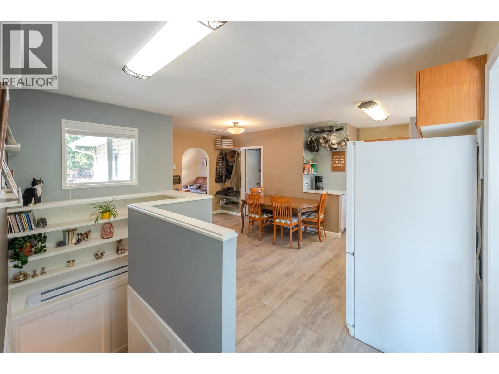 5747 Sawmill Road, Oliver