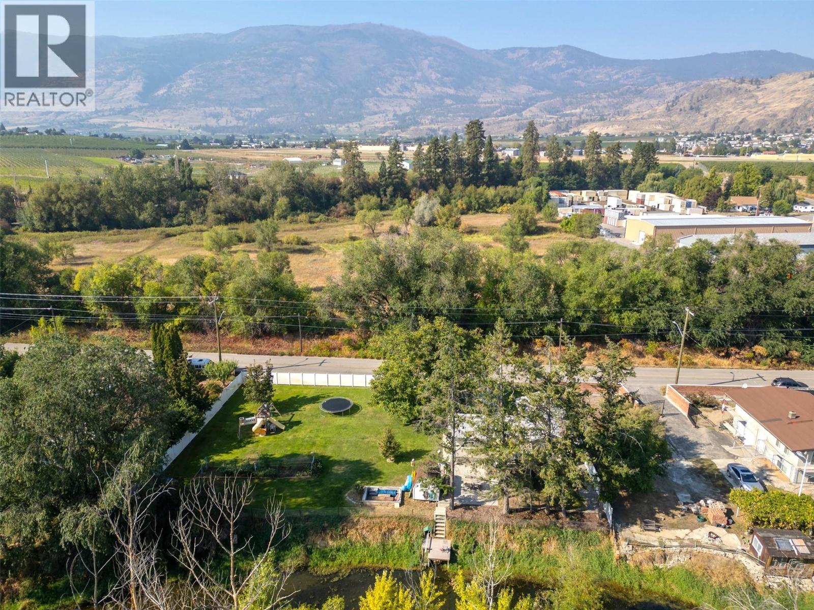 5747 Sawmill Road, Oliver