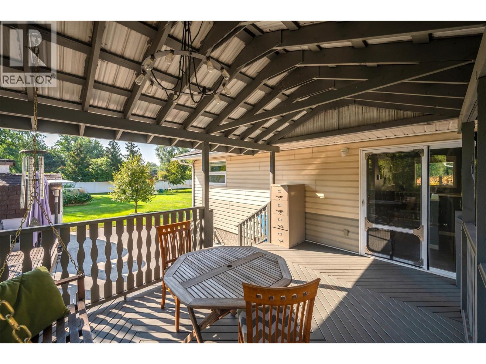5747 Sawmill Road, Oliver