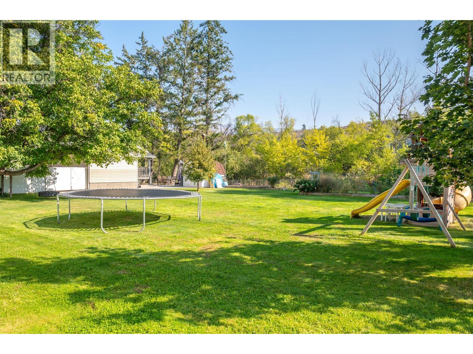 5747 Sawmill Road, Oliver