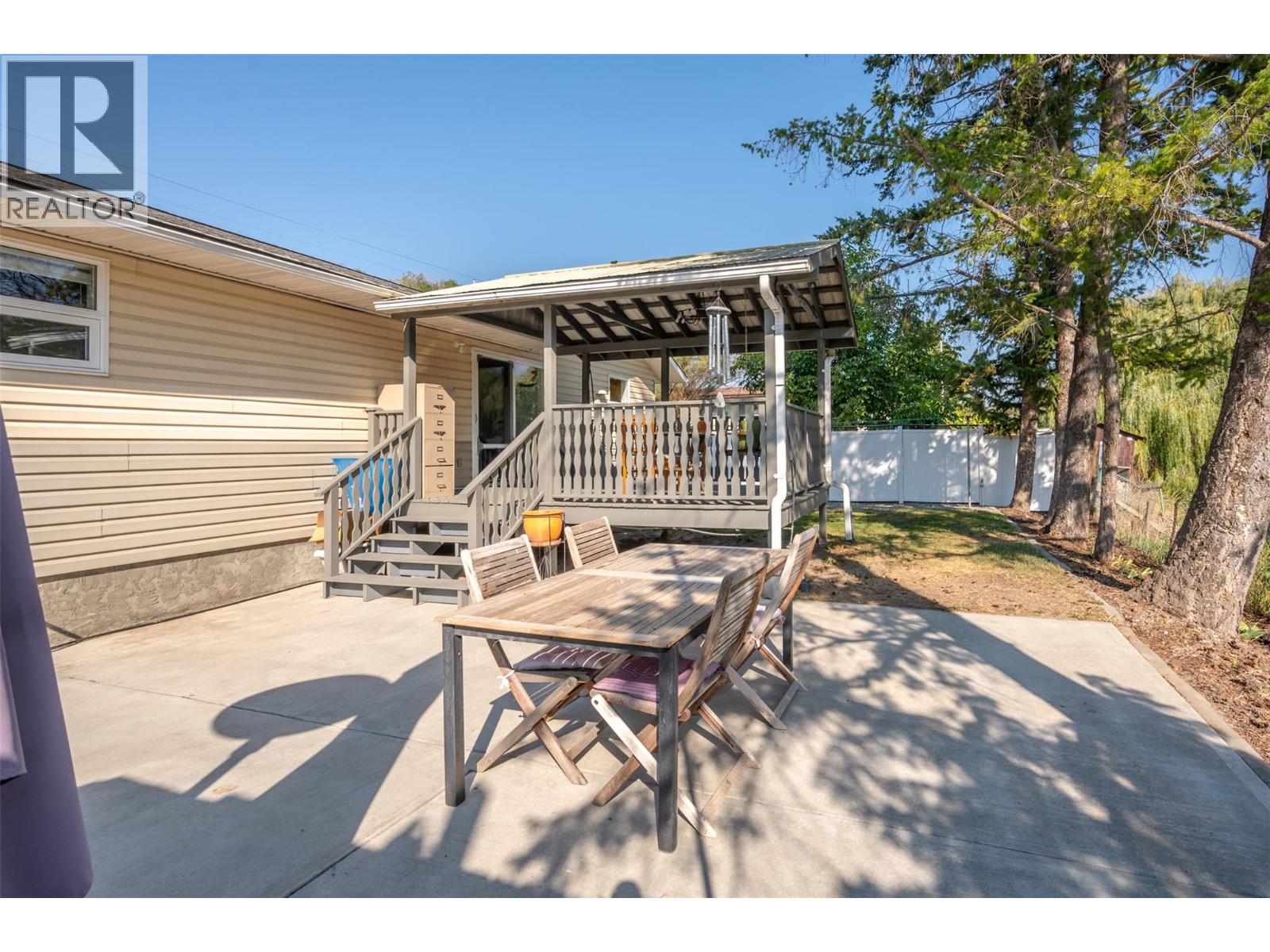 5747 Sawmill Road, Oliver