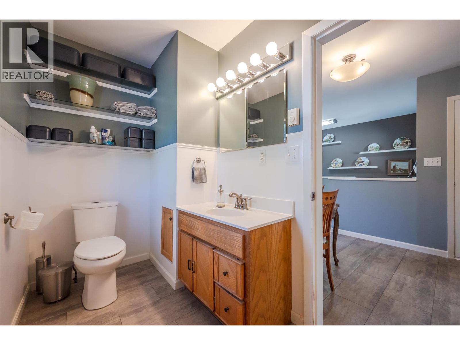 5747 Sawmill Road, Oliver