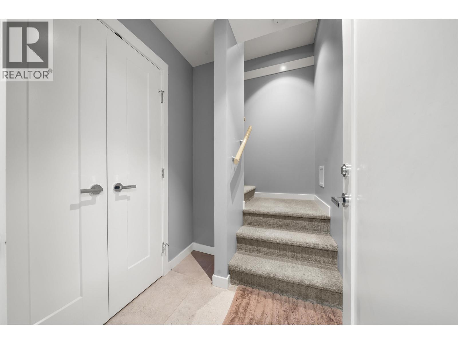 #10-6427 HAMMERMILL Avenue, Delta
