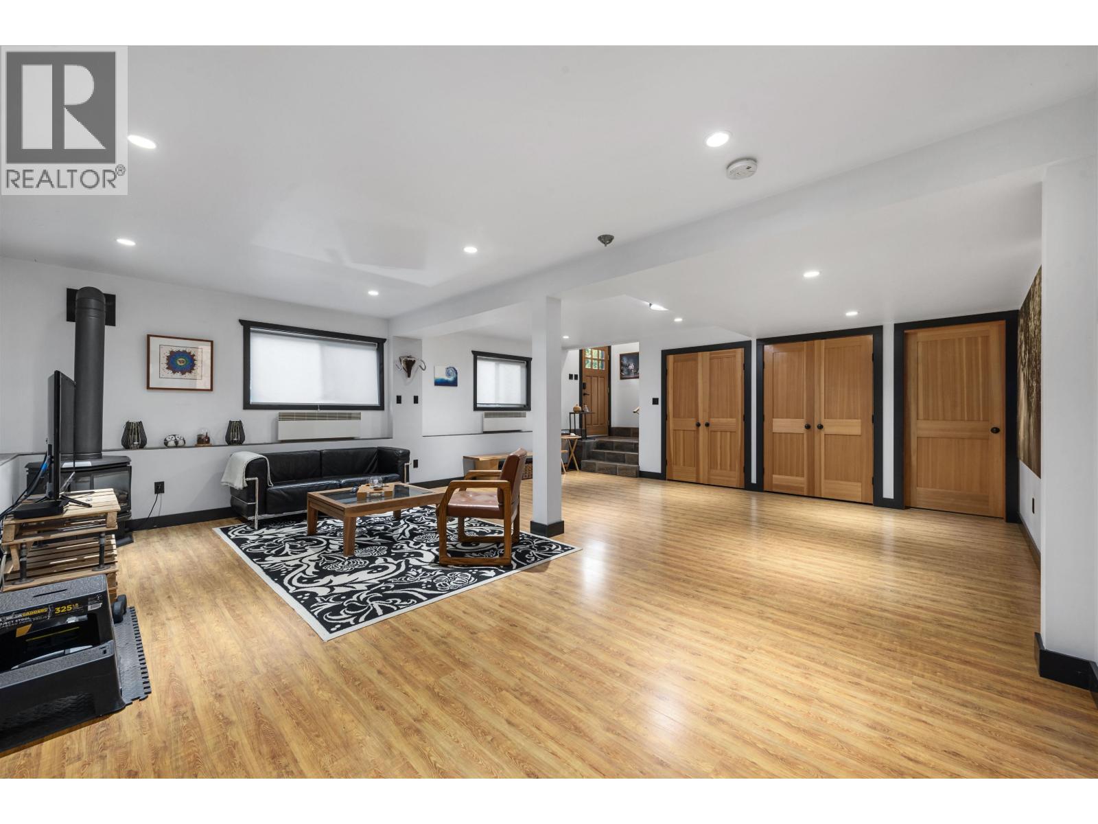 41540 COTTONWOOD ROAD, Squamish