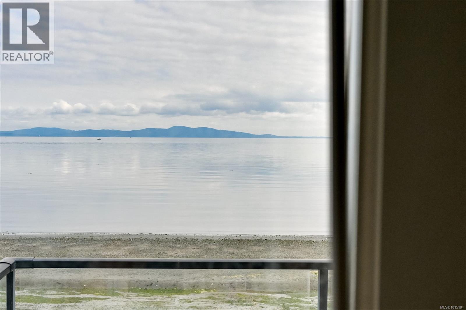  5037 Cordova Bay Road, Saanich