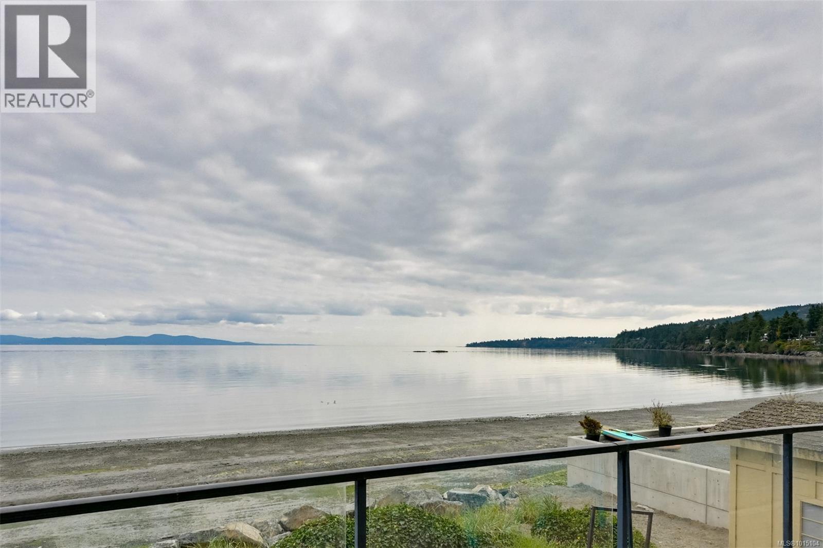  5037 Cordova Bay Road, Saanich