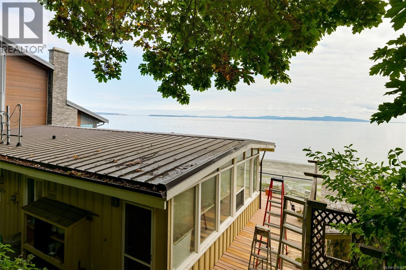  5037 Cordova Bay Road, Saanich