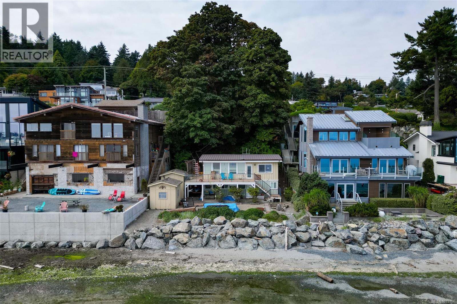  5037 Cordova Bay Road, Saanich
