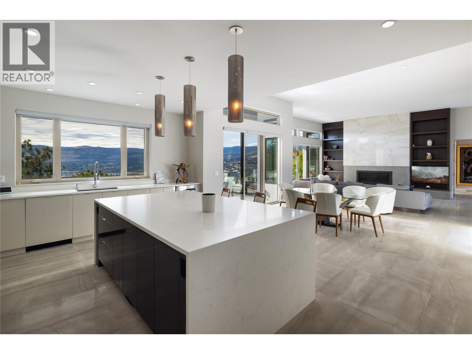  3301 Vineyard View Drive, West Kelowna