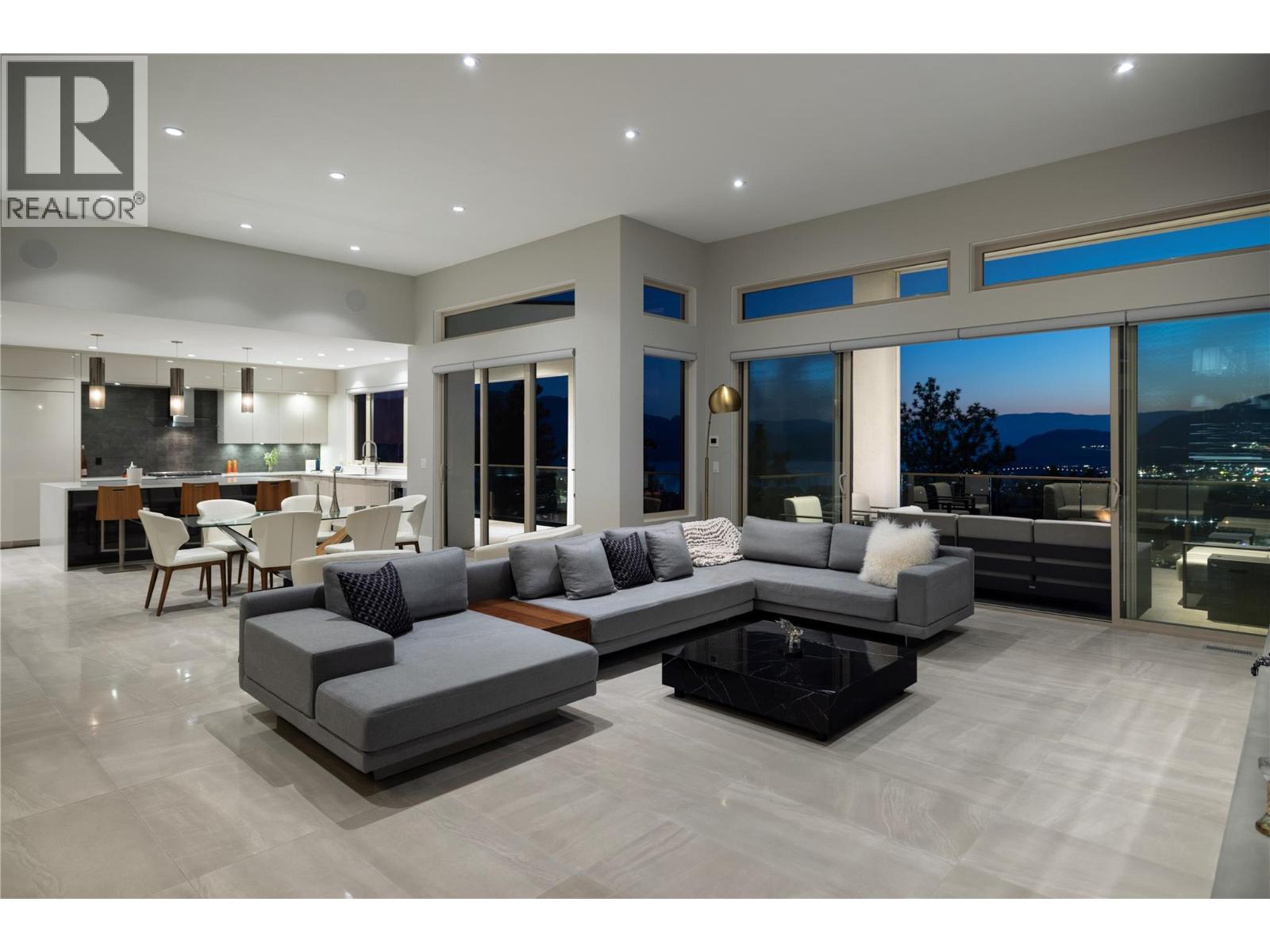  3301 Vineyard View Drive, West Kelowna