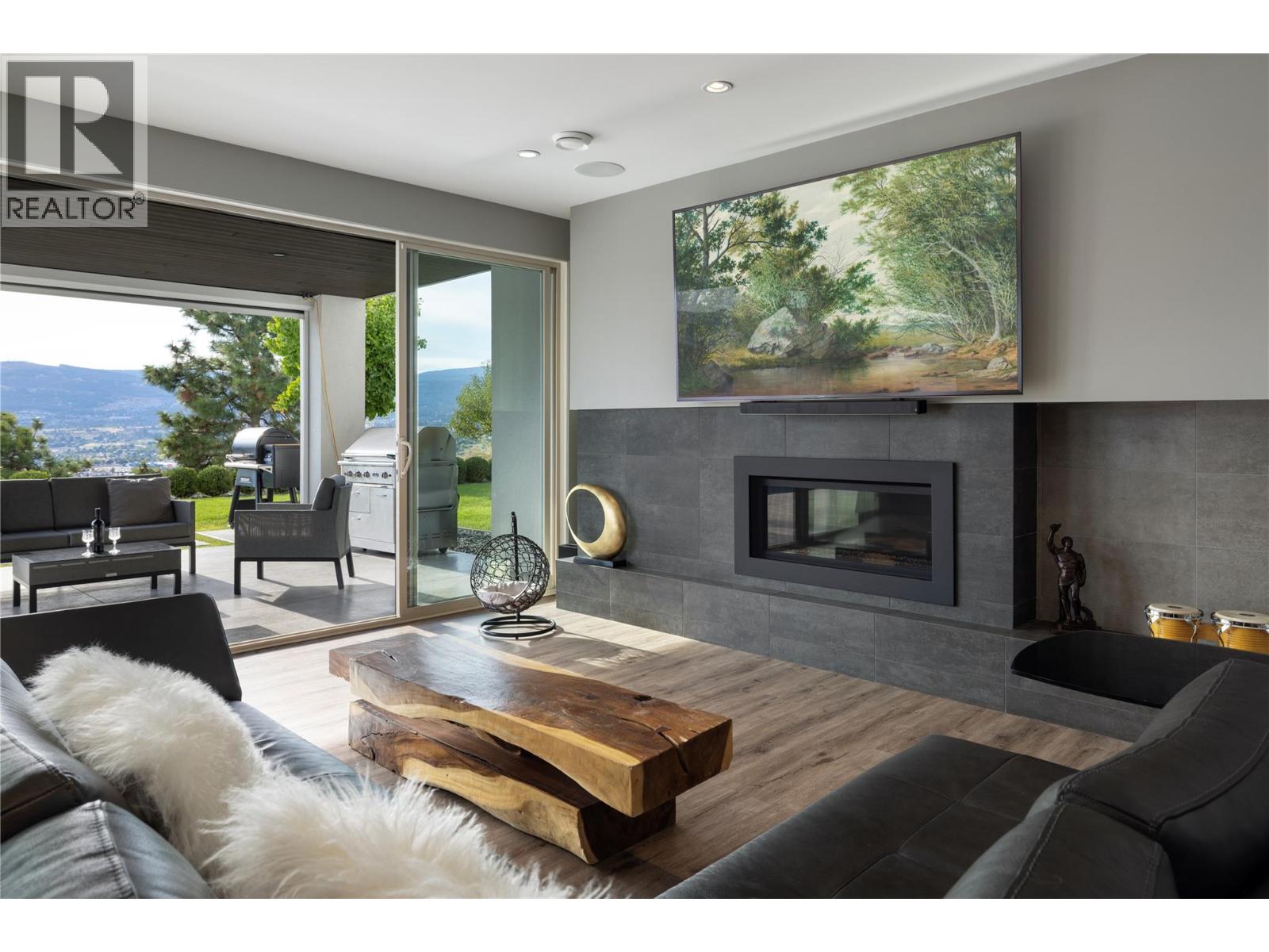 3301 Vineyard View Drive, West Kelowna