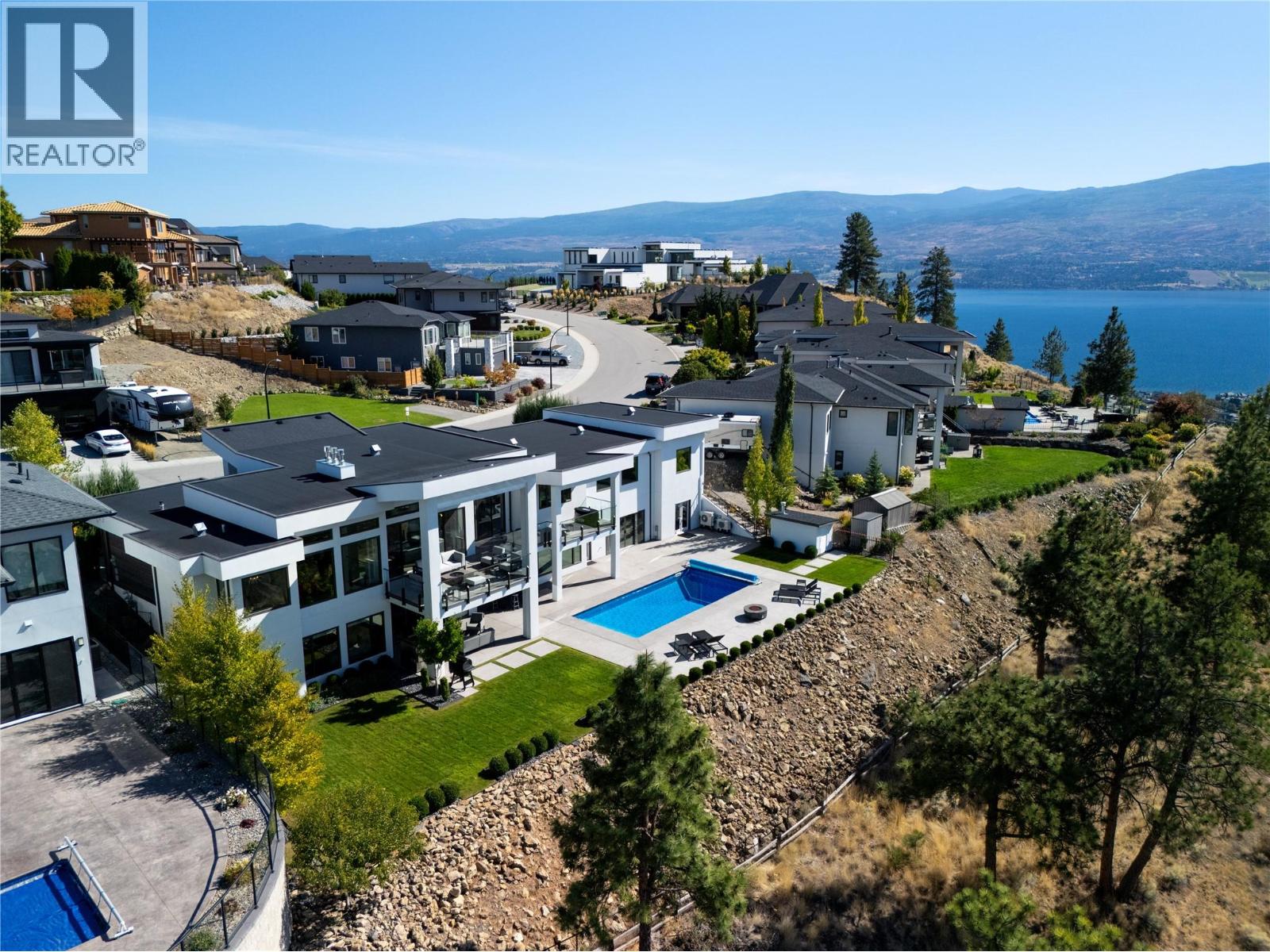  3301 Vineyard View Drive, West Kelowna