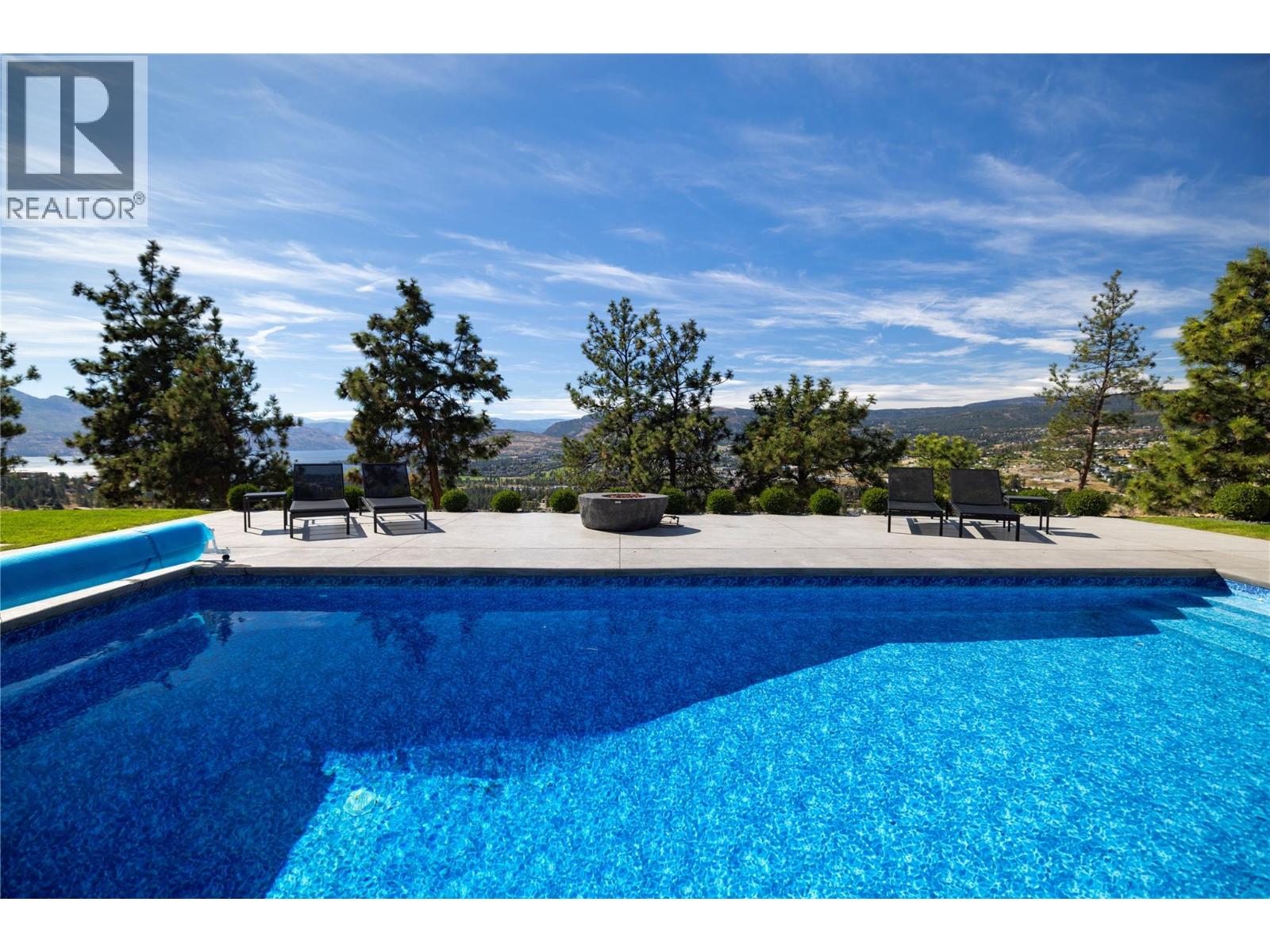  3301 Vineyard View Drive, West Kelowna