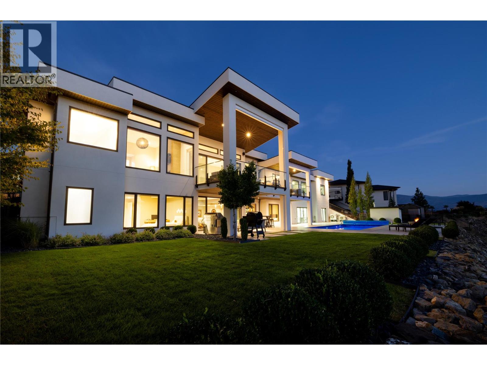  3301 Vineyard View Drive, West Kelowna