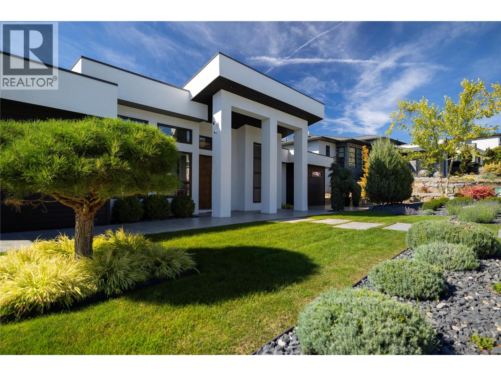  3301 Vineyard View Drive, West Kelowna