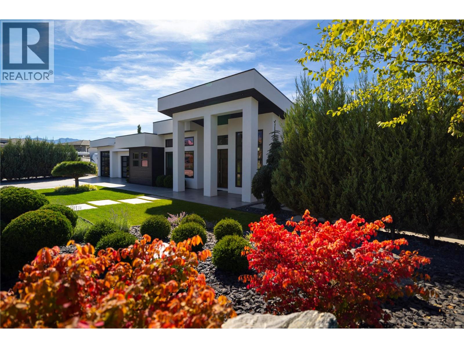  3301 Vineyard View Drive, West Kelowna
