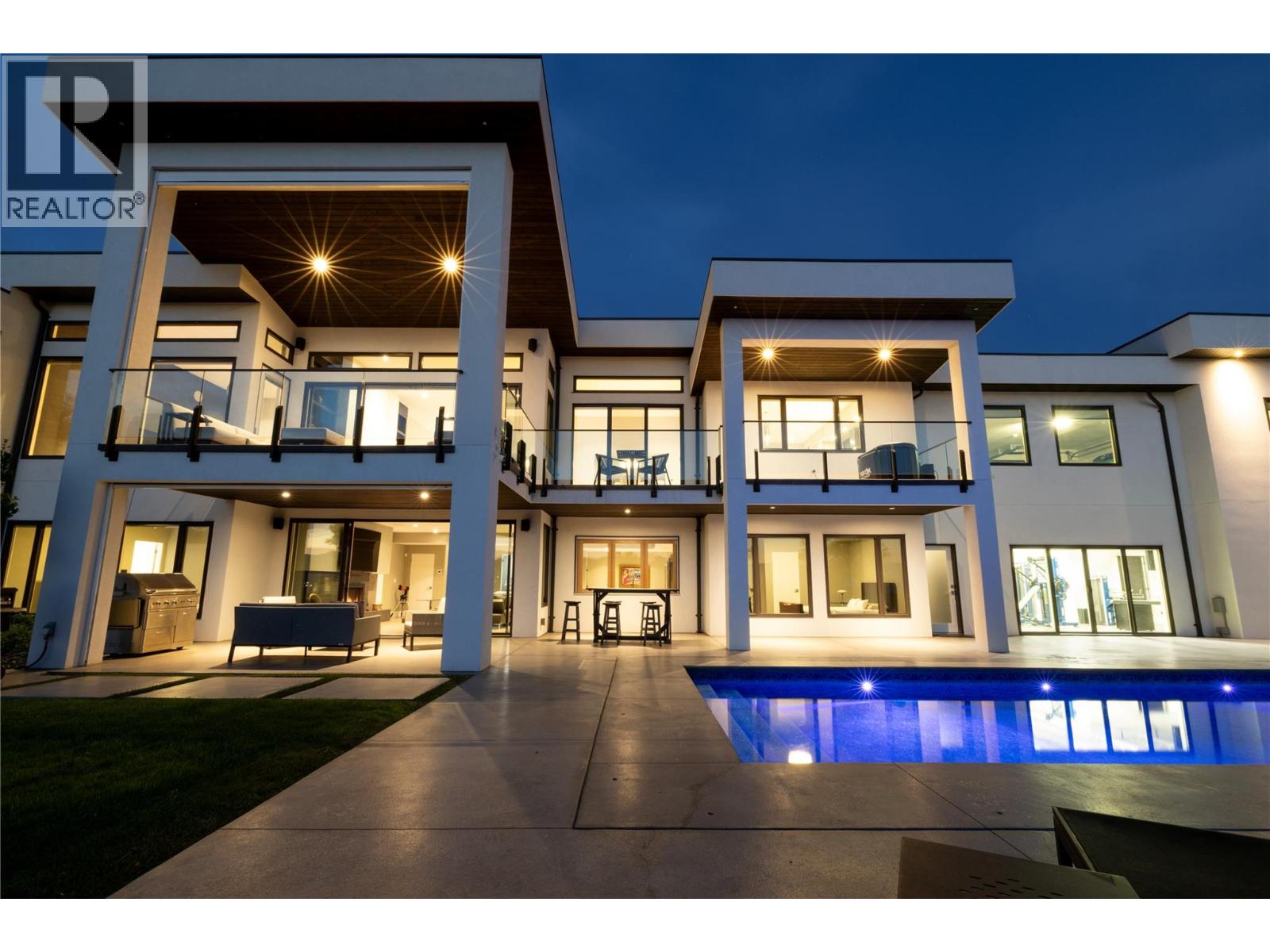  3301 Vineyard View Drive, West Kelowna