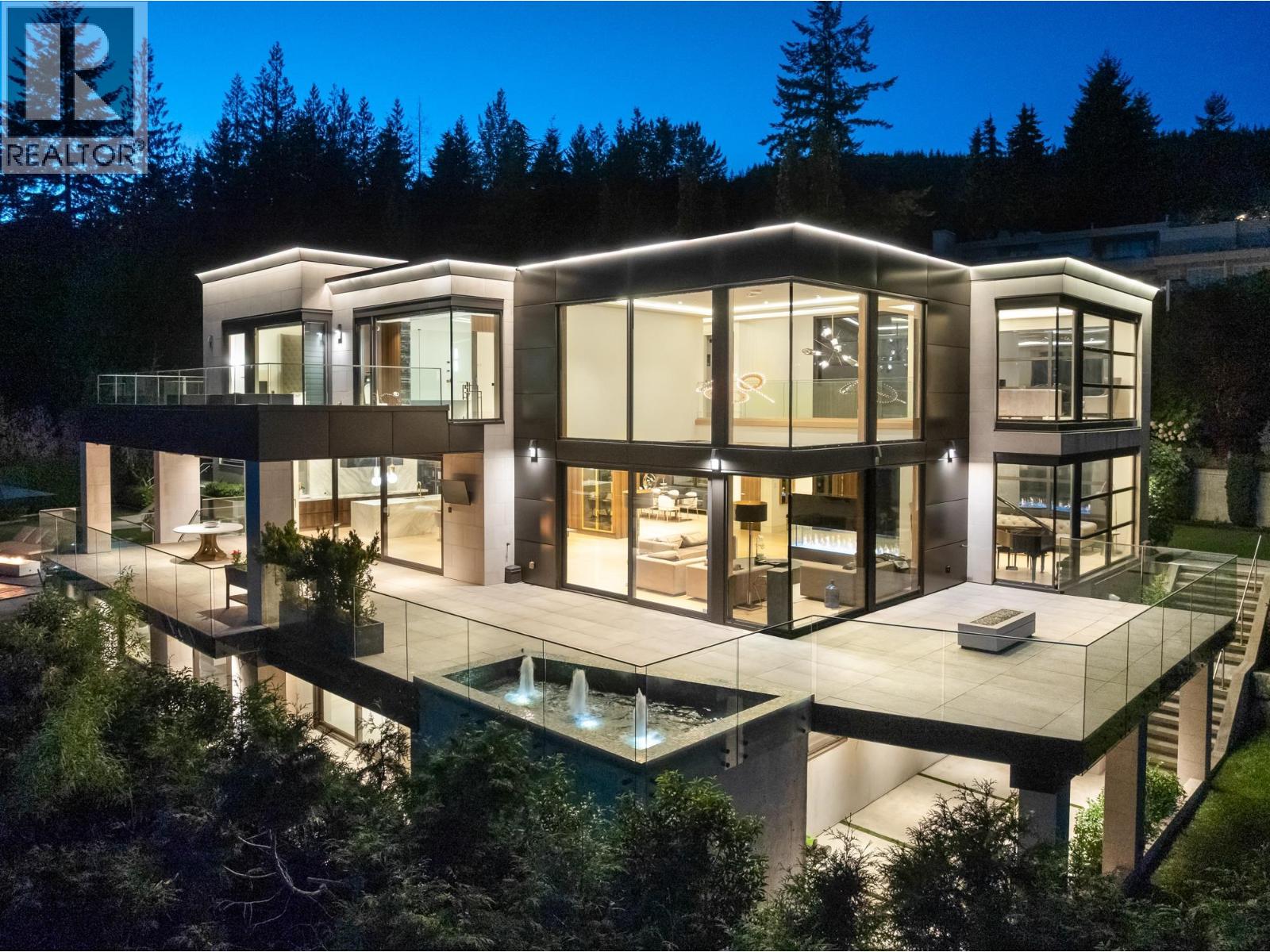 1050 KING GEORGES WAY, West Vancouver