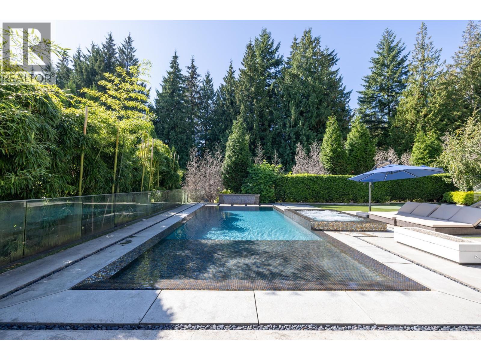 1050 KING GEORGES WAY, West Vancouver