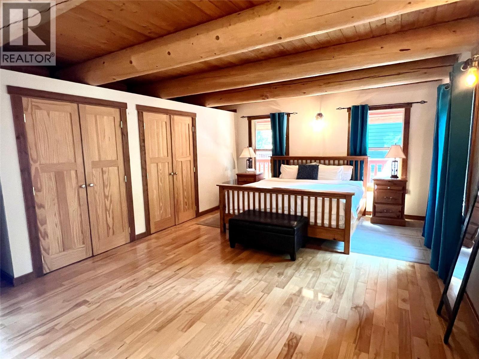 147 WEST LAKE Drive, Christina Lake