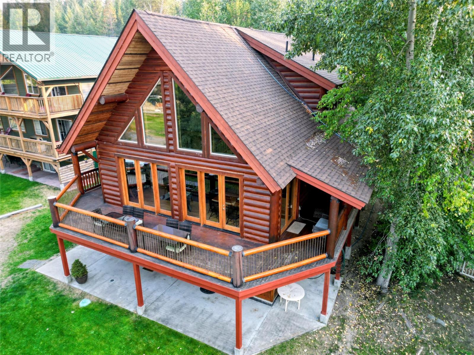 147 WEST LAKE Drive, Christina Lake