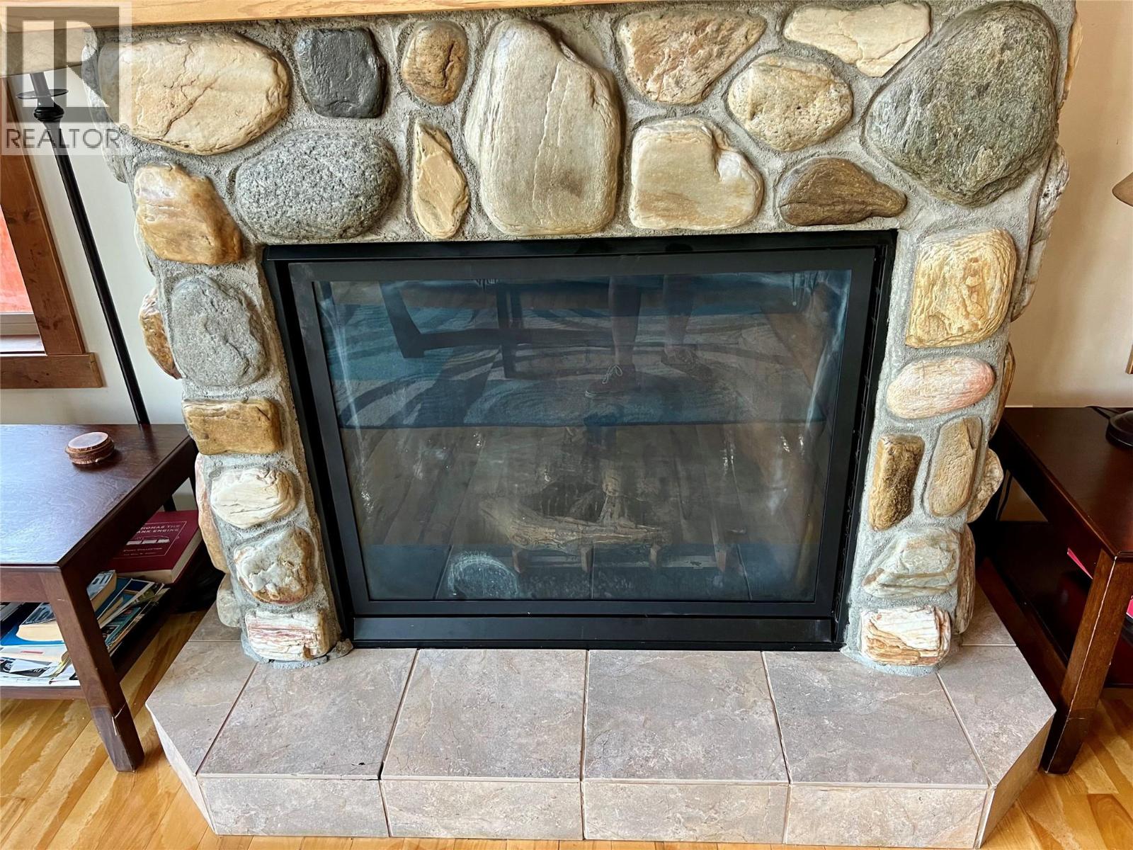 147 WEST LAKE Drive, Christina Lake