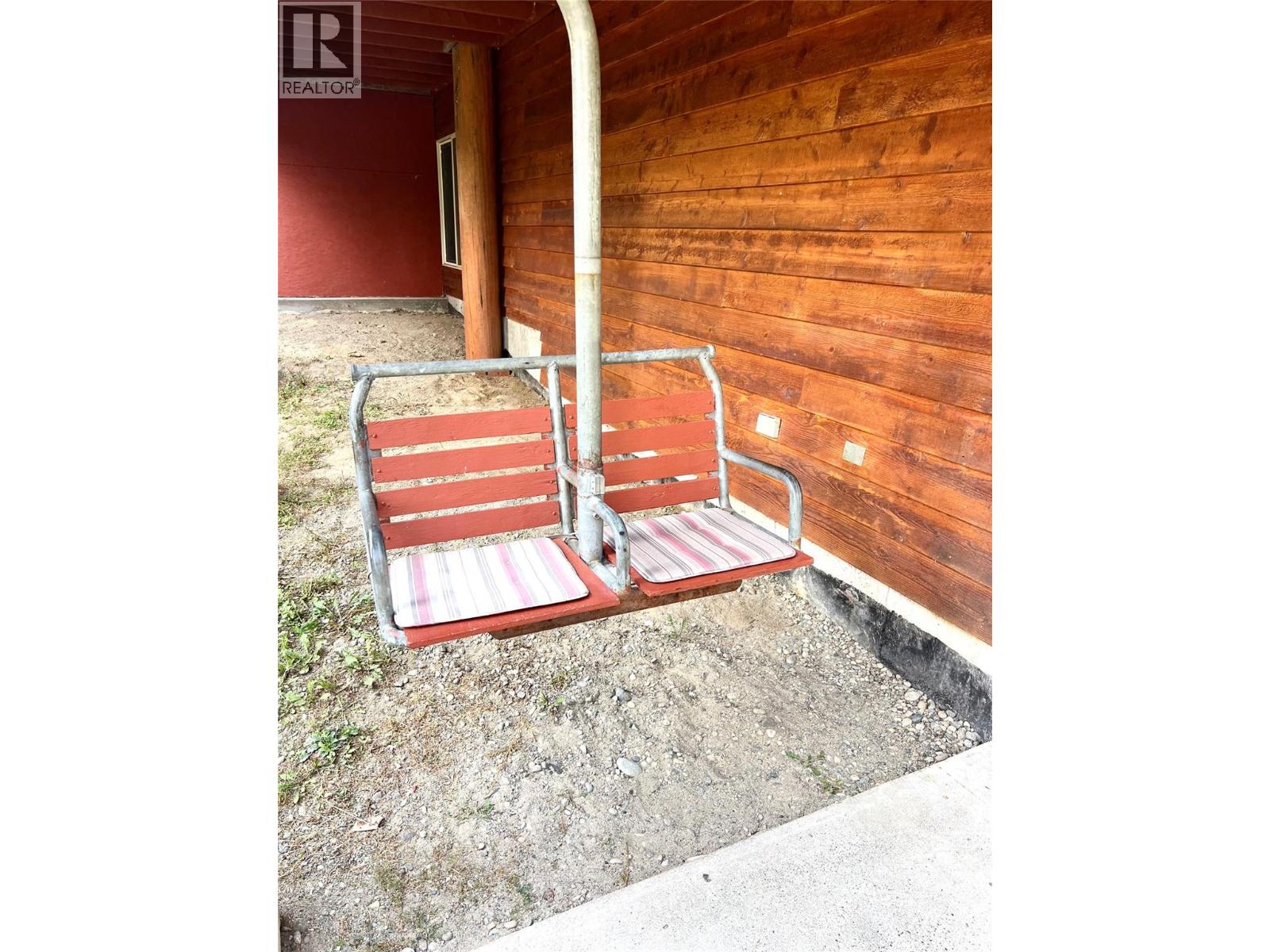 147 WEST LAKE Drive, Christina Lake