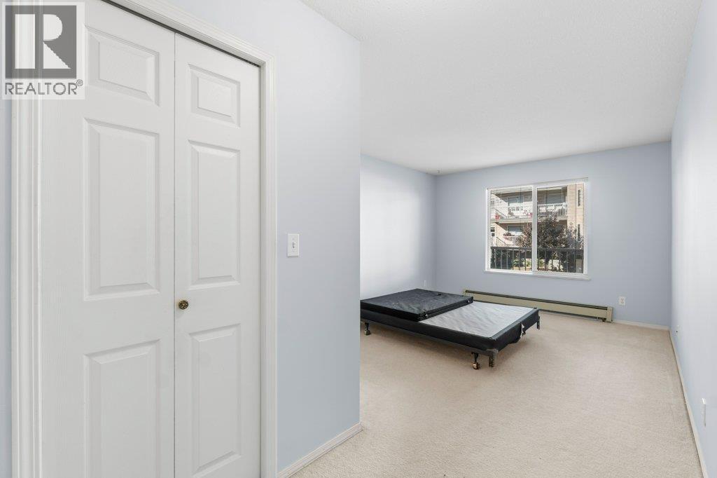 104 251 6 Street Southeast, Salmon Arm